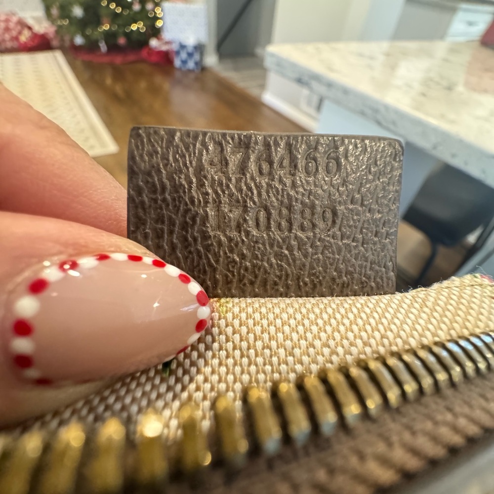 Authentic Gucci Neo Vintage GG Supreme Messenger Bag Camera Bag Crossbody Purse  - Picture 13 of 16